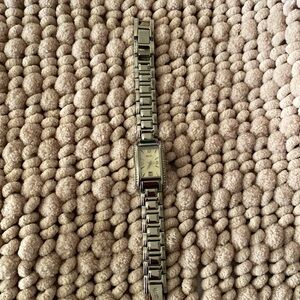 Relic Watch Women, Silvert Stainless Steel Crystal Bezel